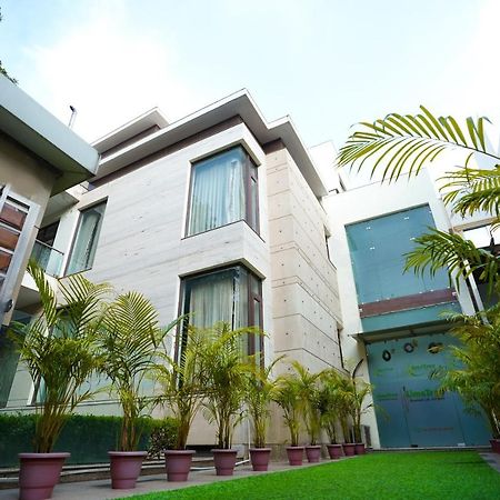 Lime Tree Hotel Sushant Lok Gurgaon Sector 29 Next To Iffco Chowk Metro Екстер'єр фото